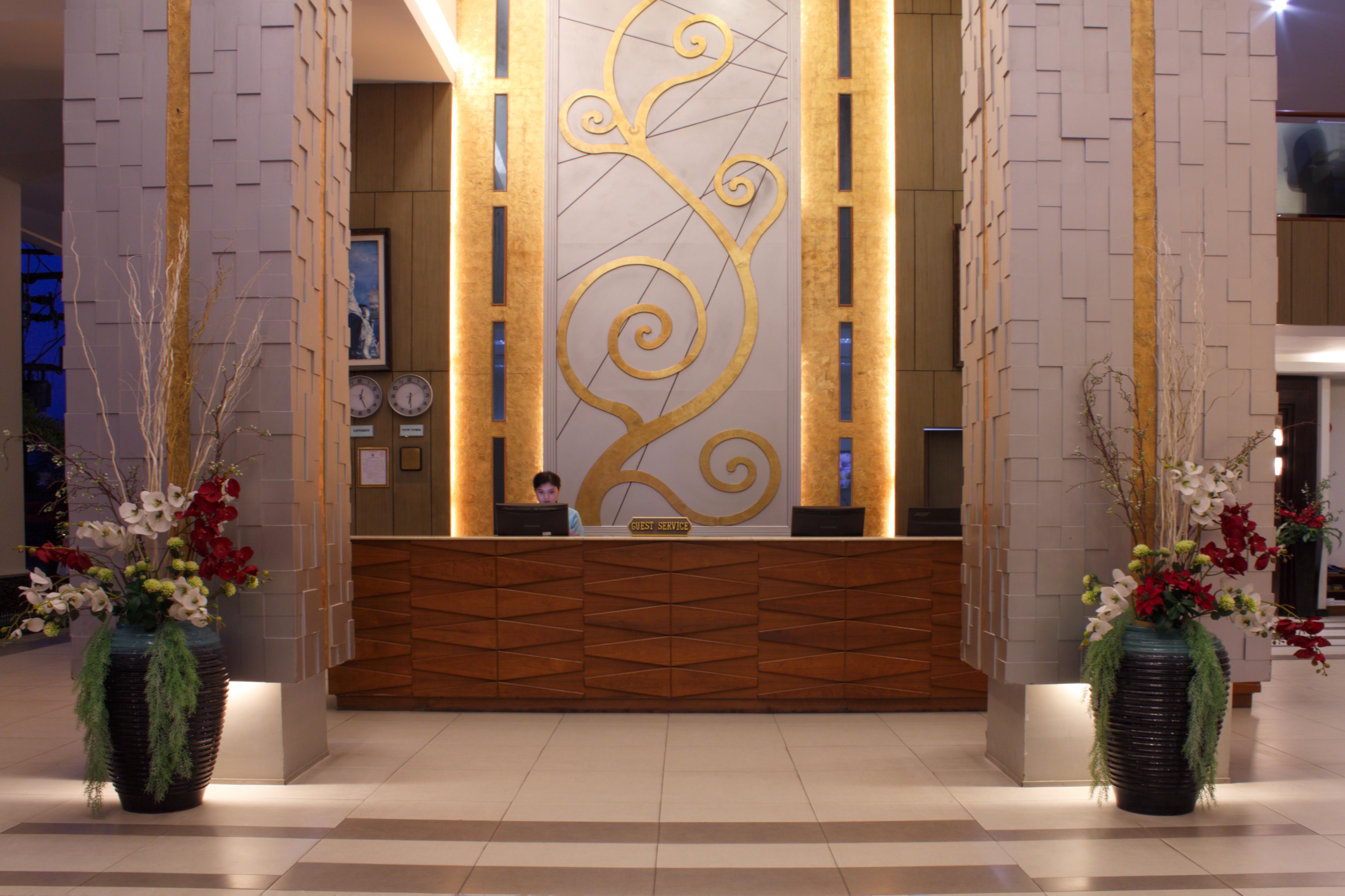 Andakira Hotel - Sha Extra Plus Patong Ngoại thất bức ảnh