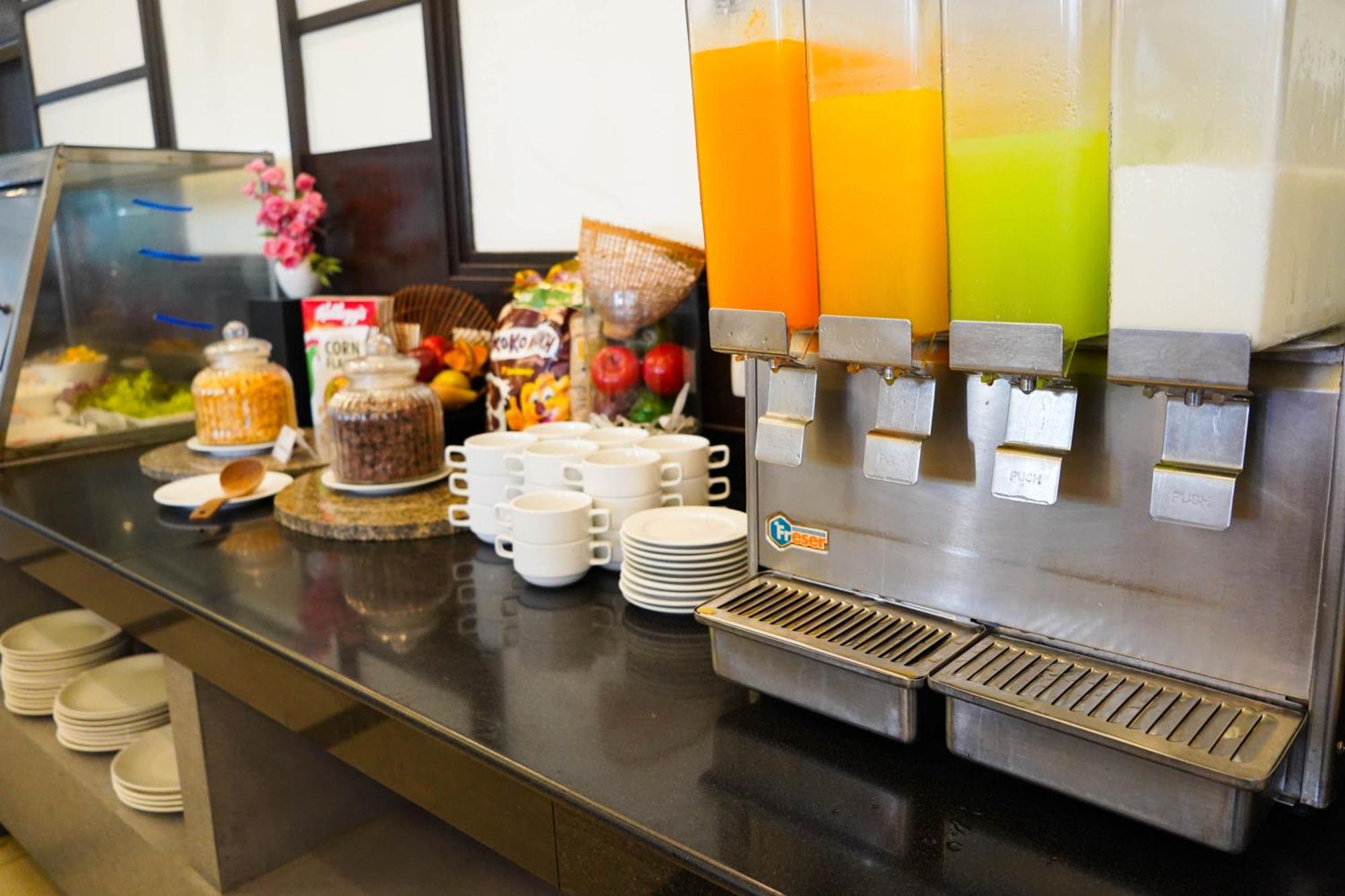 Andakira Hotel - Sha Extra Plus Patong Ngoại thất bức ảnh