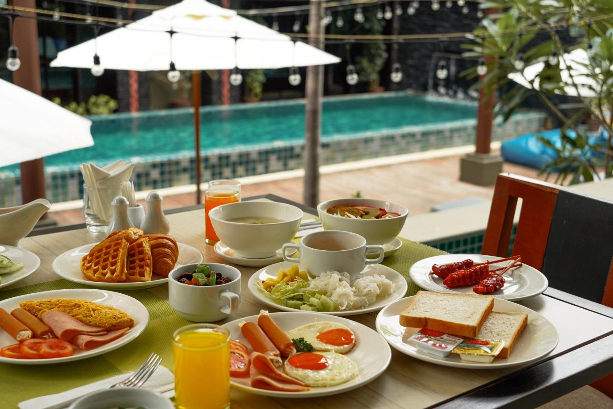 Andakira Hotel - Sha Extra Plus Patong Ngoại thất bức ảnh